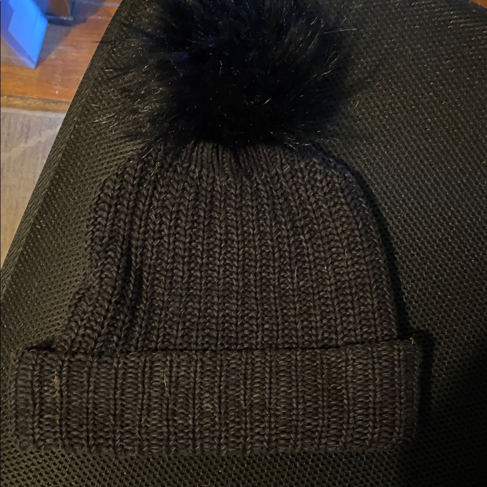 Love Your Melon Black Knit Pom-Pom Beanie - Picture 2 of 3